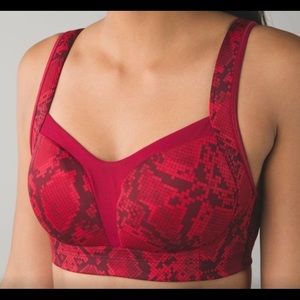 Lululemon ta ta tamer sport bra